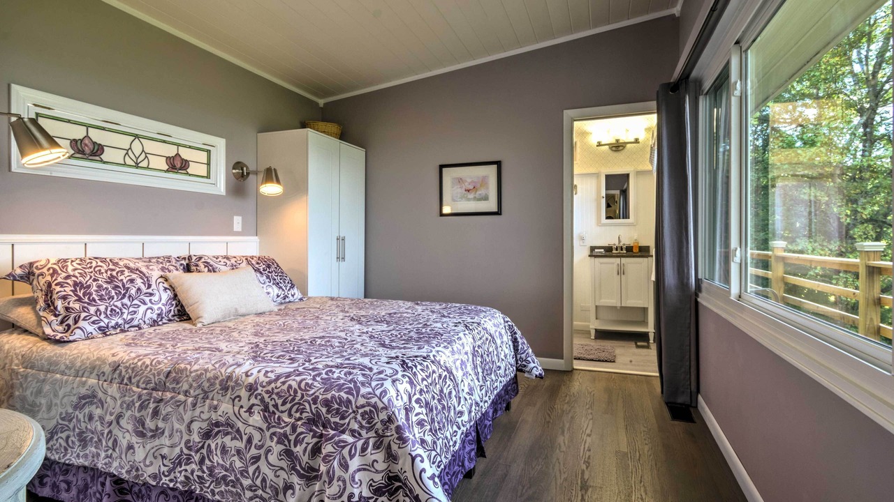 Photo of Bedroom in Laurel Park