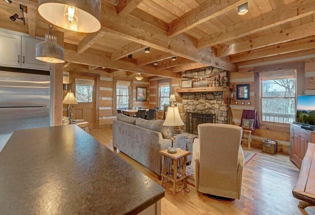Photo of Livingroom in Zionville