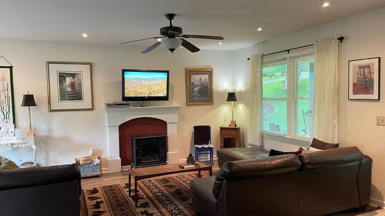 Photo of Bedroom in West Jefferson