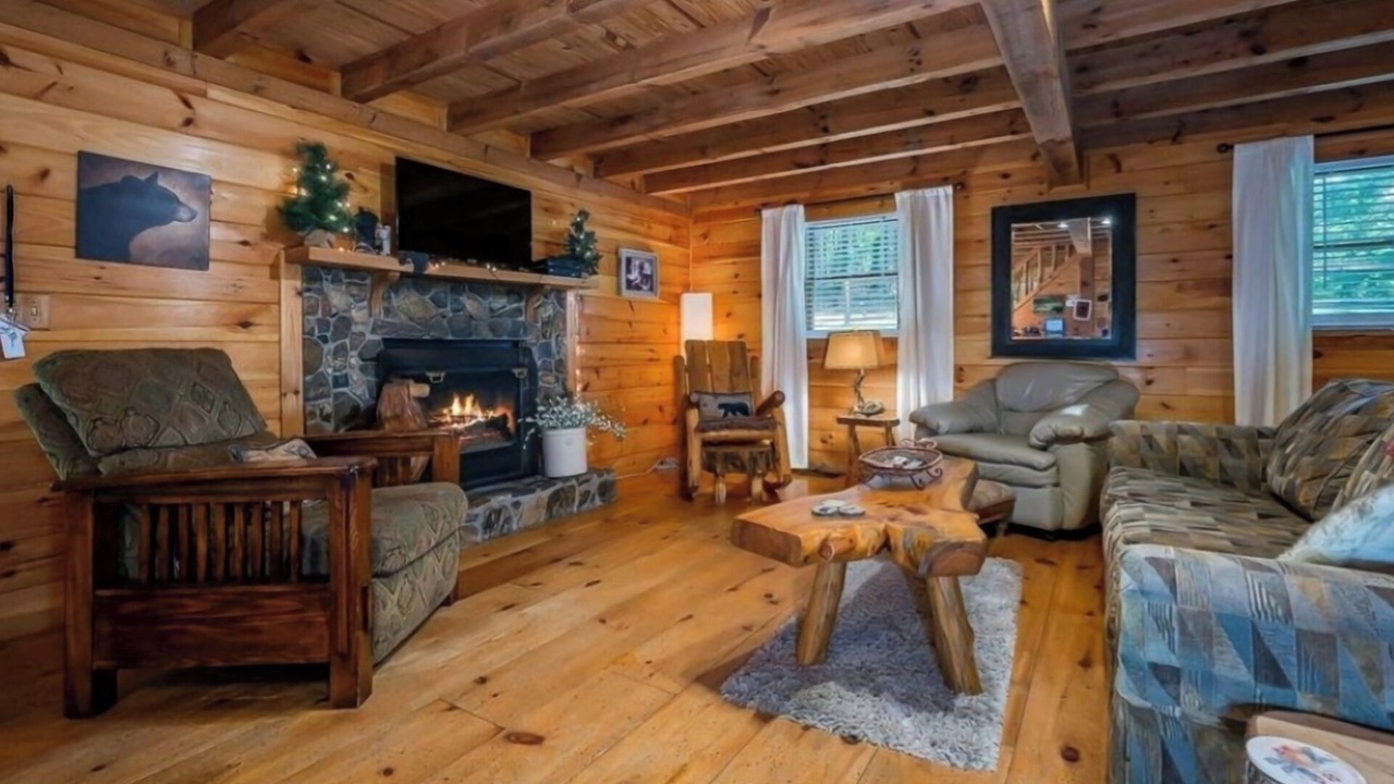 Photo of Livingroom in Lake Lure