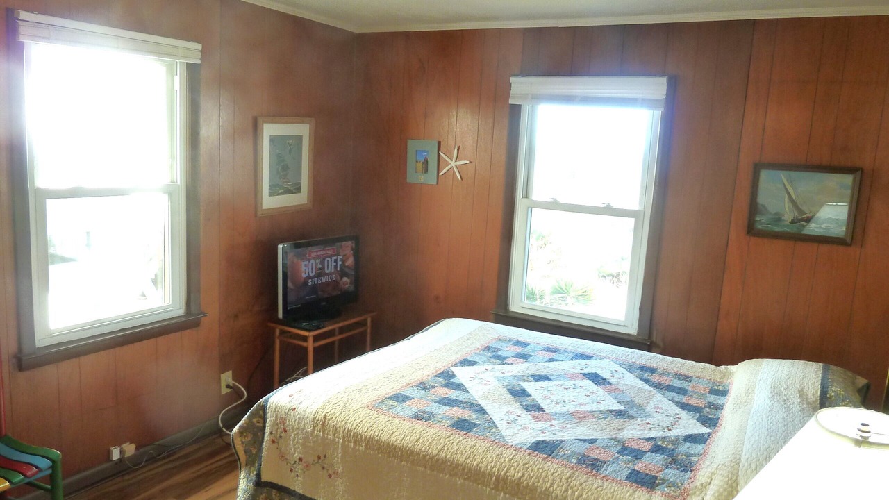 Photo of Bedroom in Ocean Isle Beach