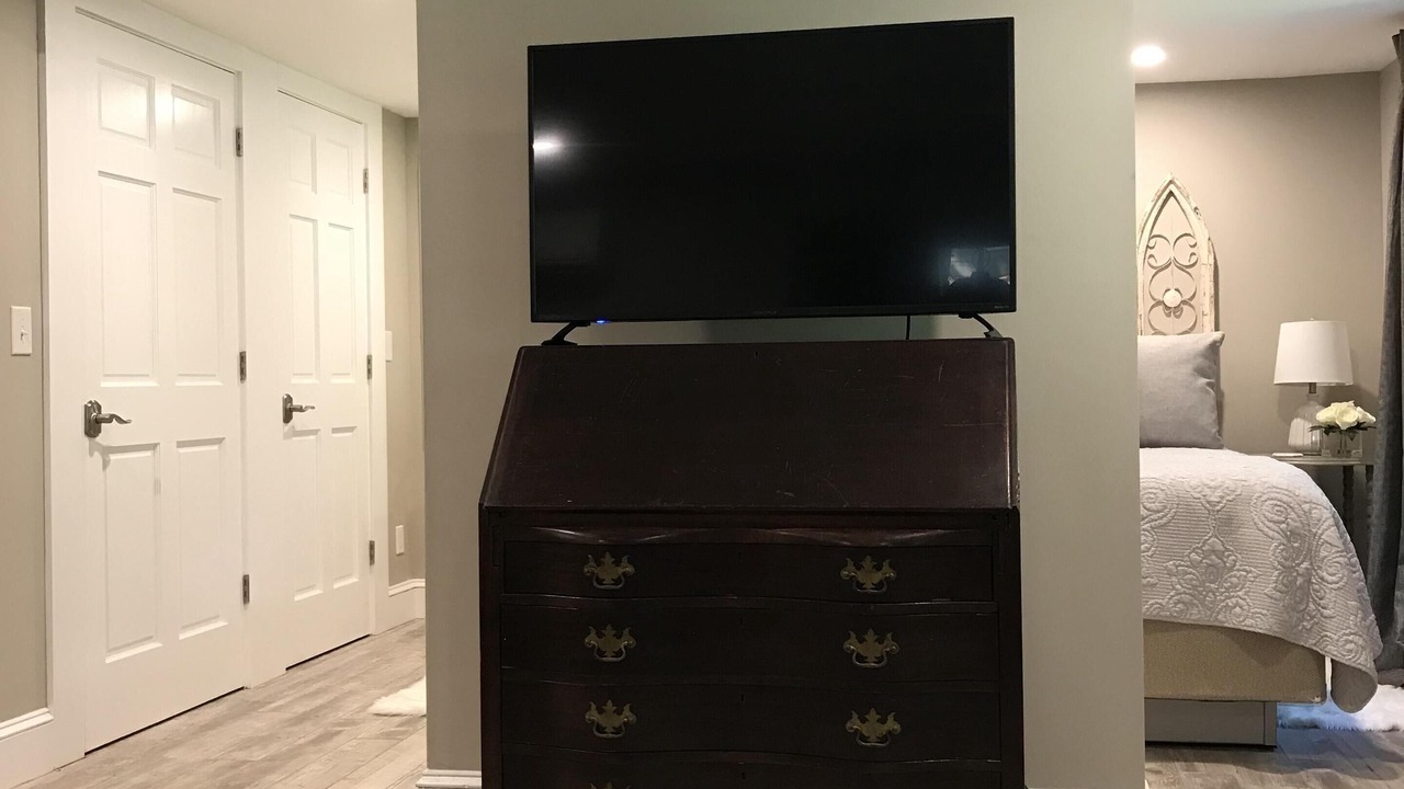 Photo of Bedroom in Historic Montford