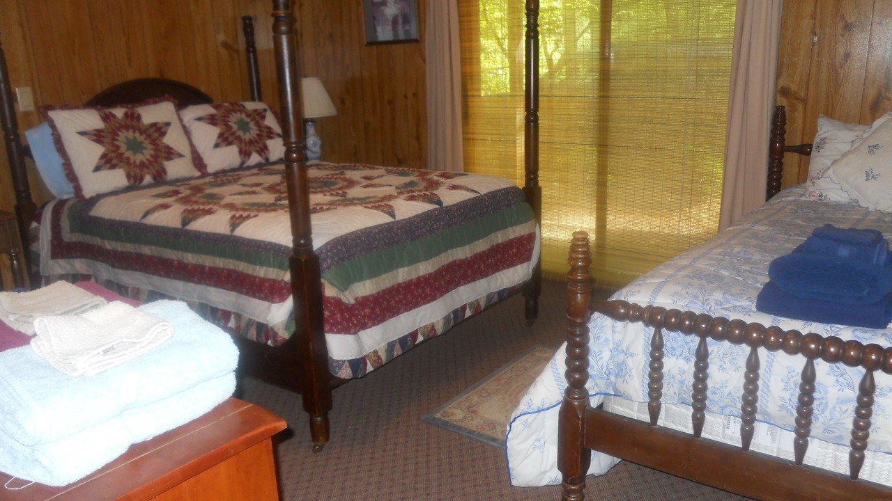 Photo of Bedroom in Burnsville