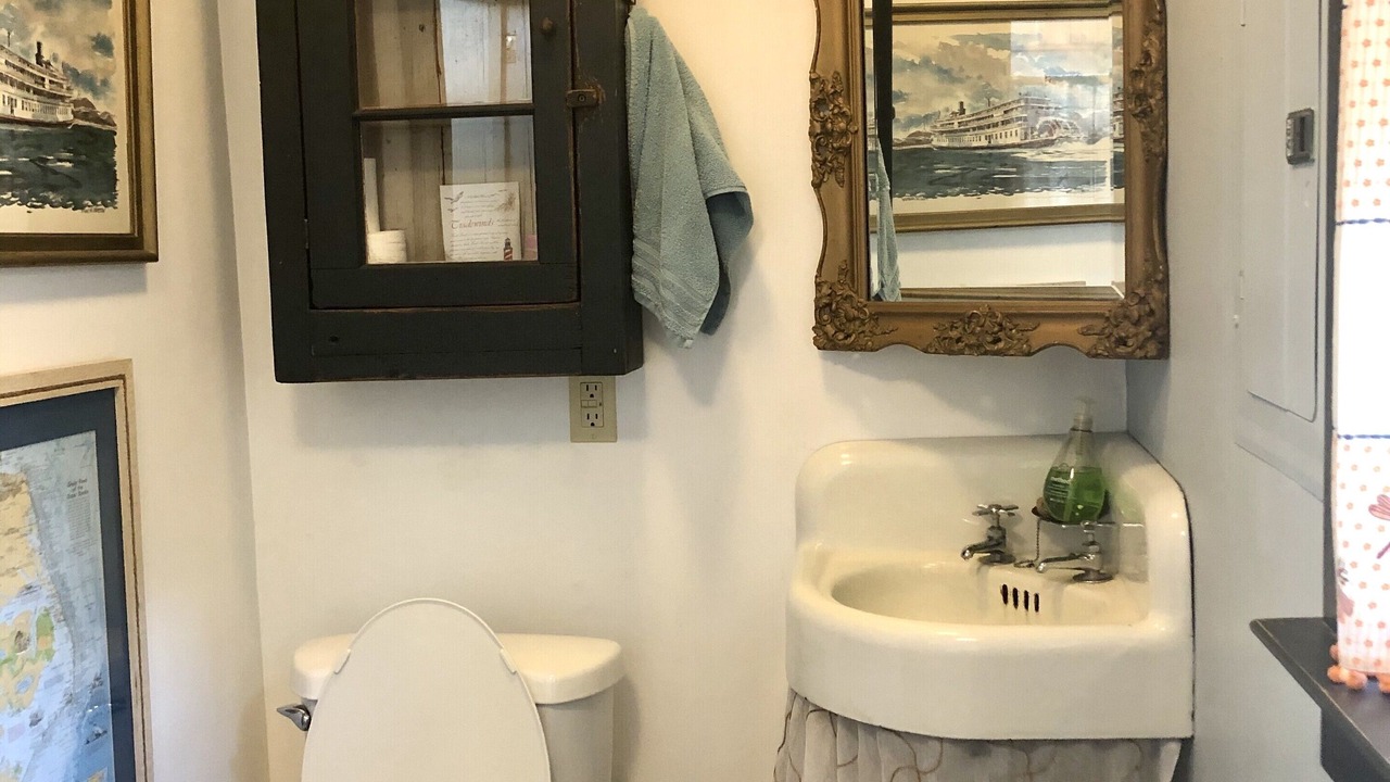 Photo of Bathroom in Weaverville