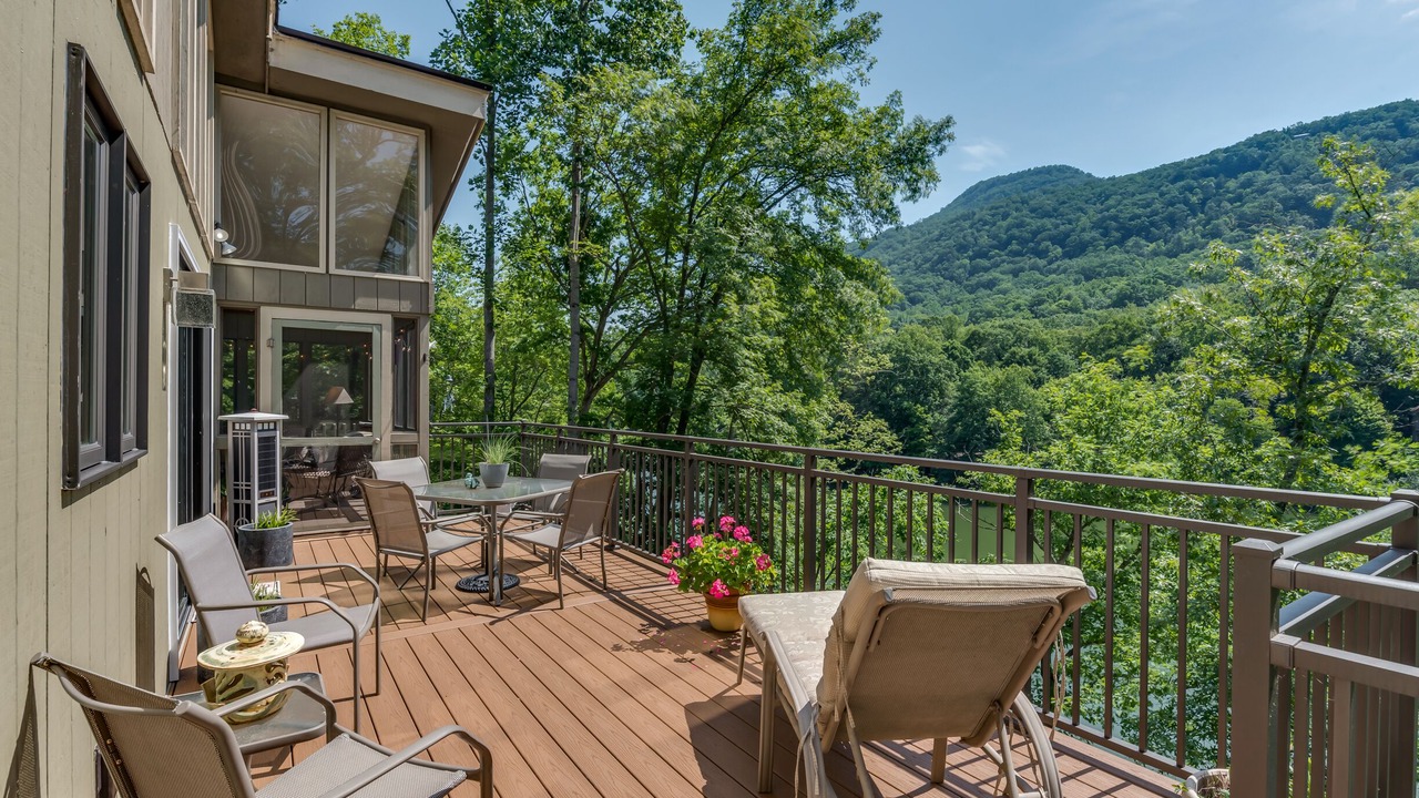Photo of Outdoor in Lake Lure