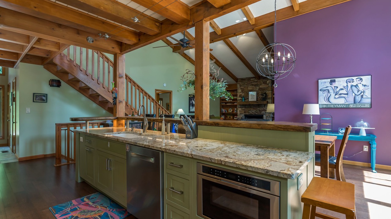 Photo of Bedroom in Lake Lure