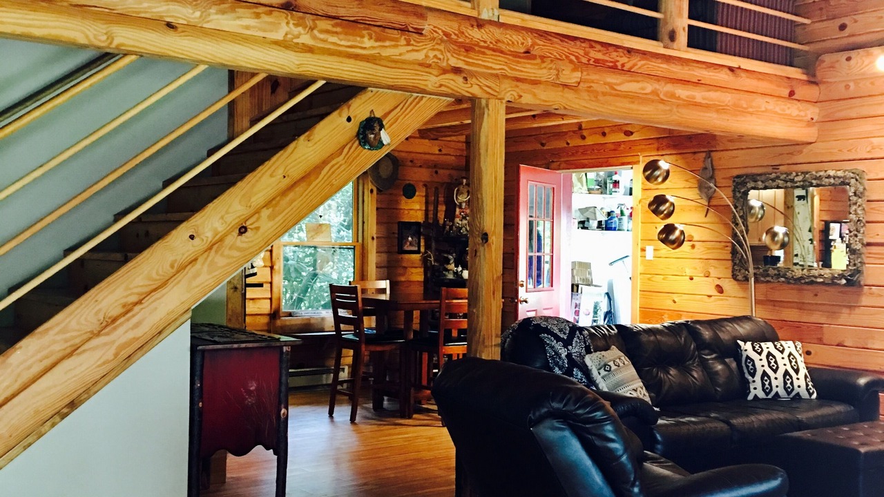 Photo of Livingroom in Spruce Pine
