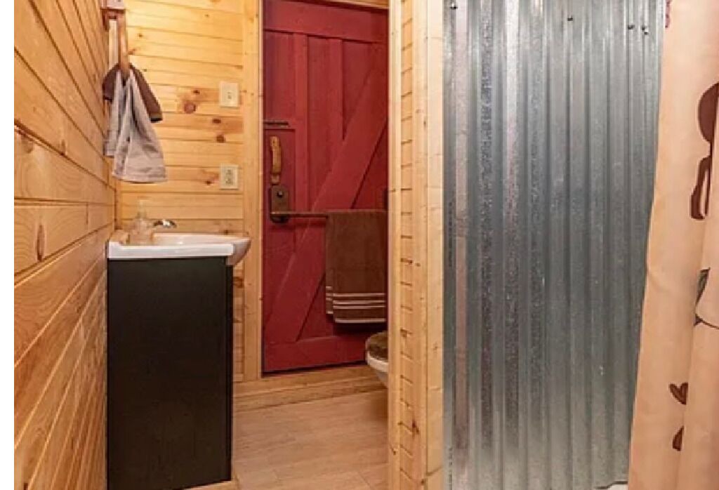 Photo of Bathroom in Whittier