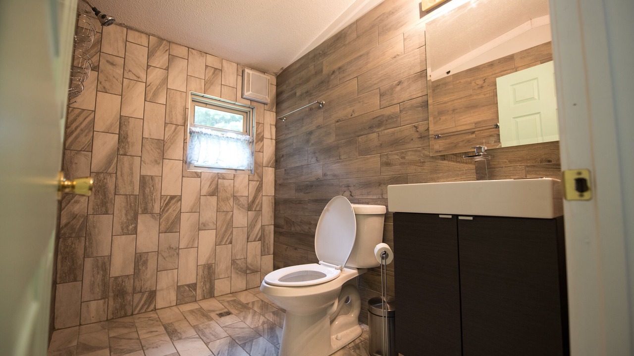 Photo of Bathroom in Black Mountain