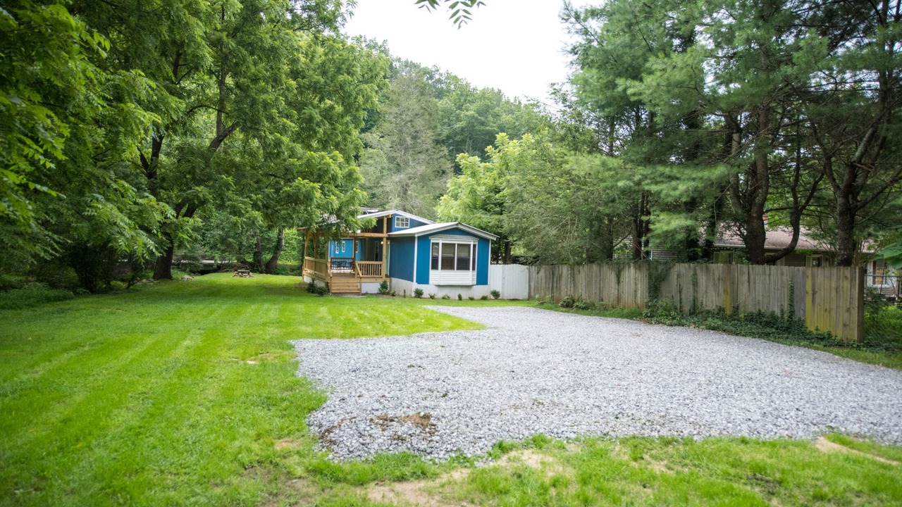 Photo of Outdoor in Black Mountain