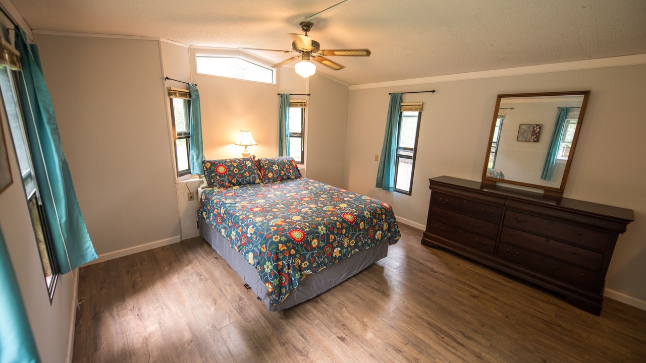 Photo of Bedroom in Black Mountain