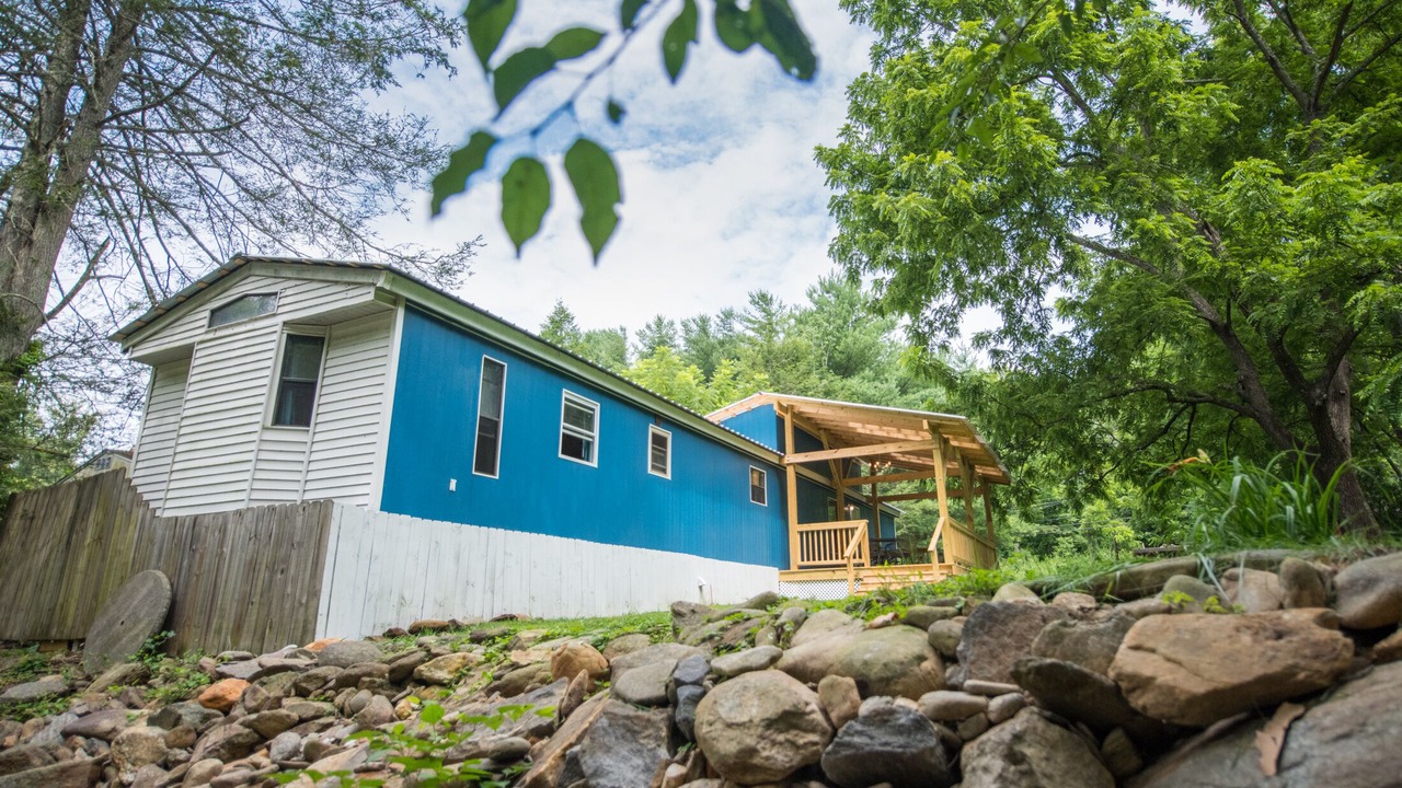 Photo of Outdoor in Black Mountain