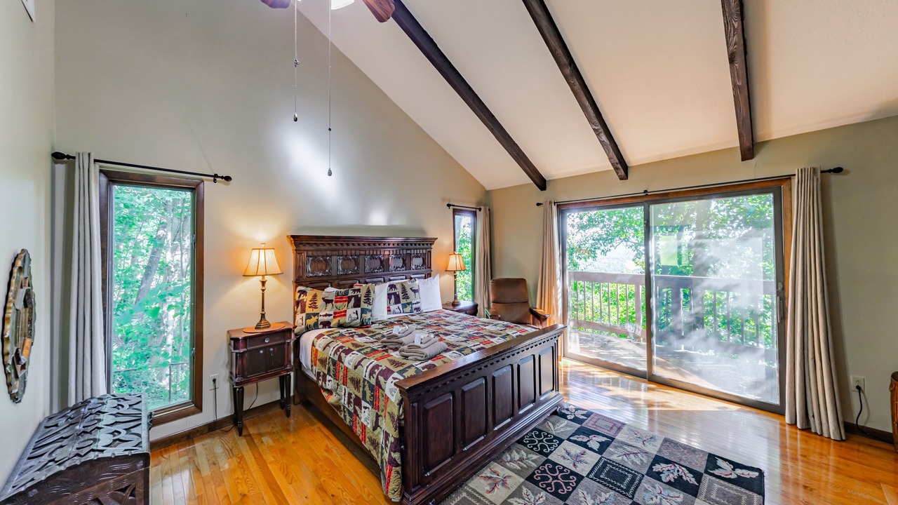 Photo of Bedroom in Woodfin