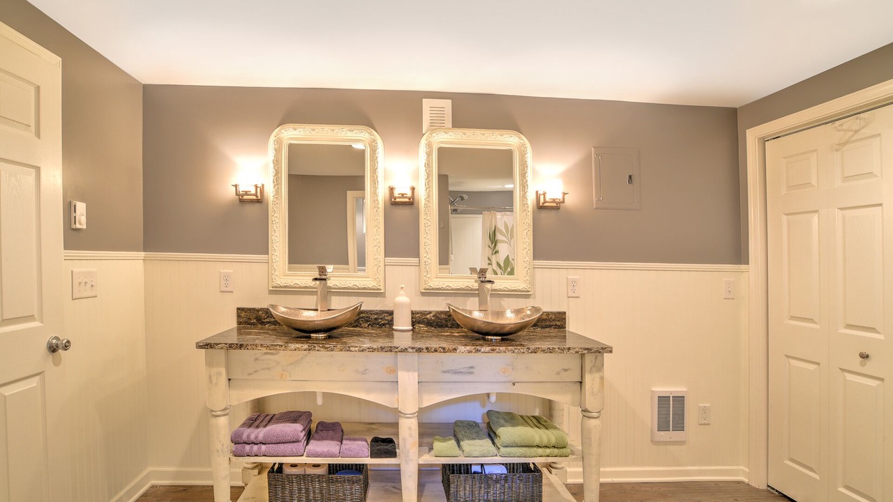 Photo of Bathroom in Hendersonville