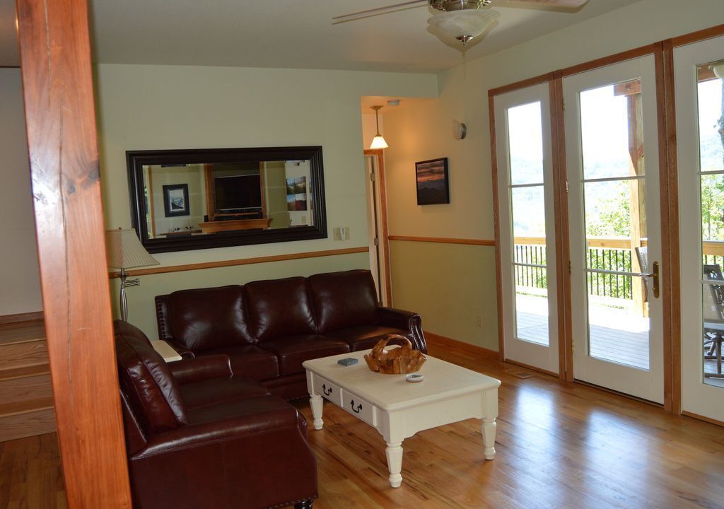Photo of Livingroom in Swannanoa