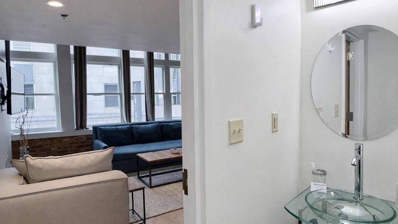 Photo of Livingroom in Downtown Nashville