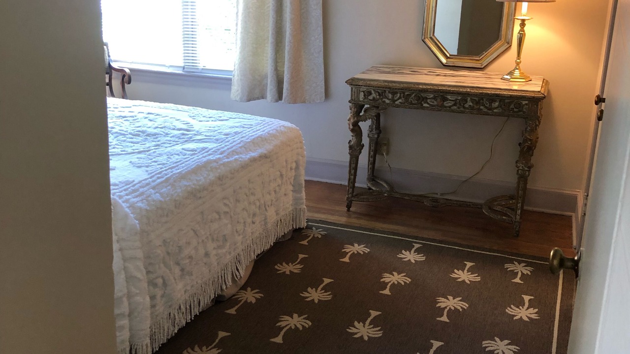 Photo of Bedroom in Lynn