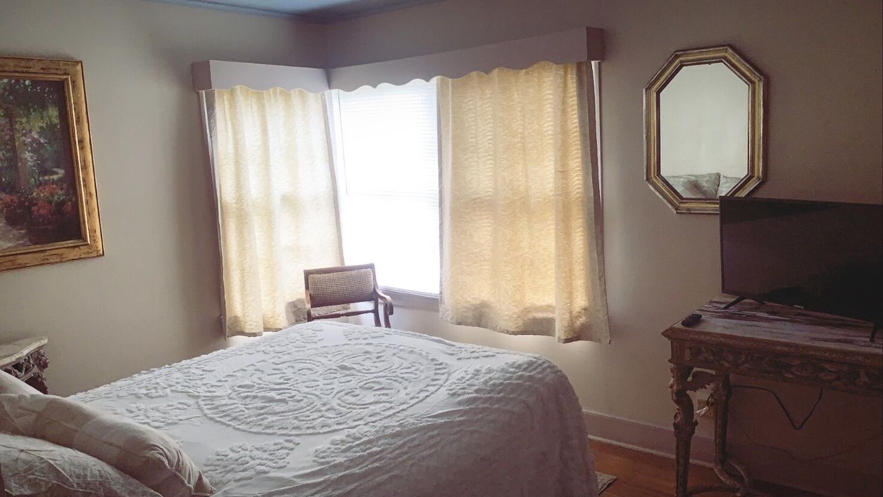 Photo of Bedroom in Lynn