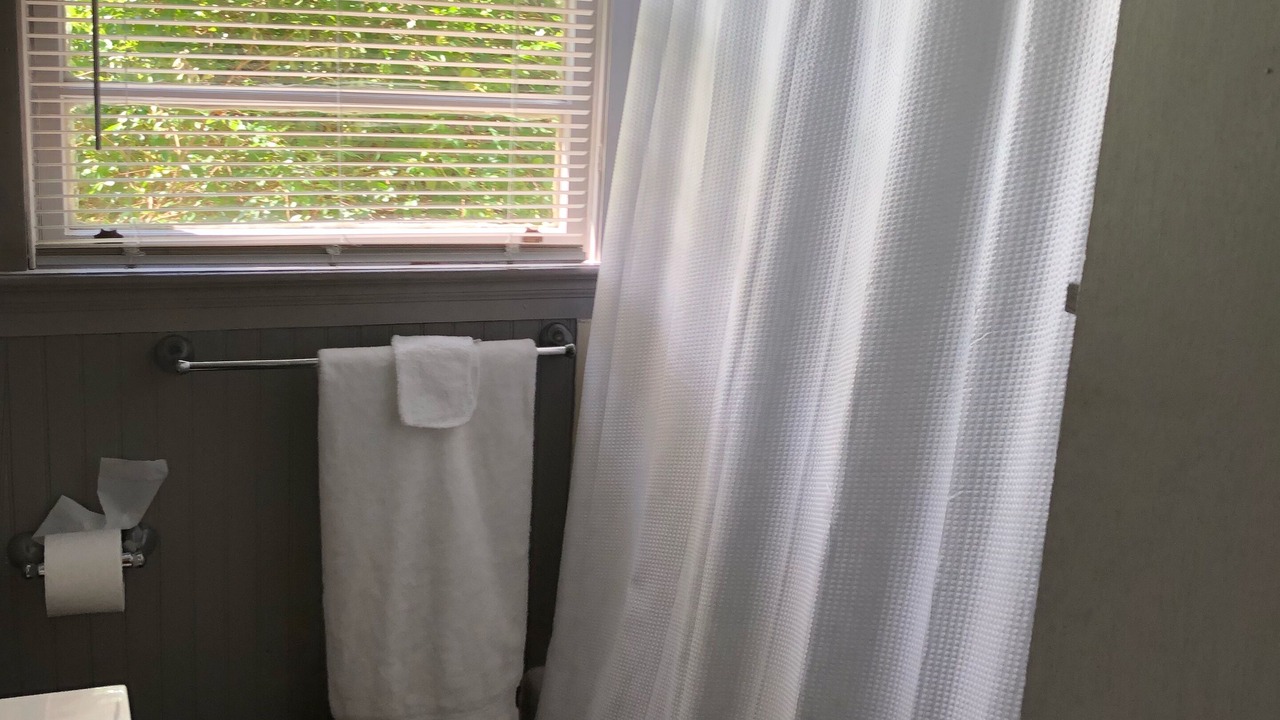 Photo of Bathroom in Lynn
