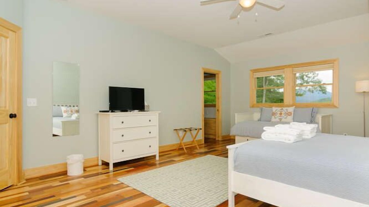 Photo of Bedroom in Asheville
