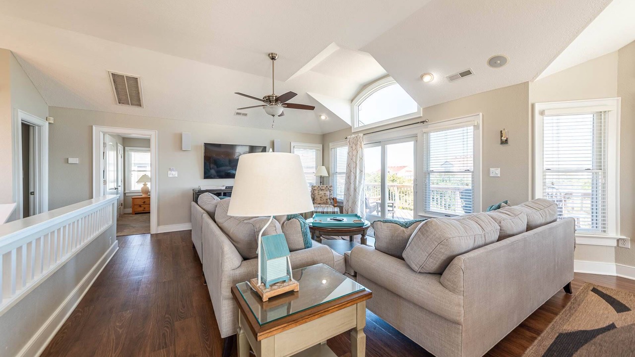 Photo of Bedroom in Whalehead Beach