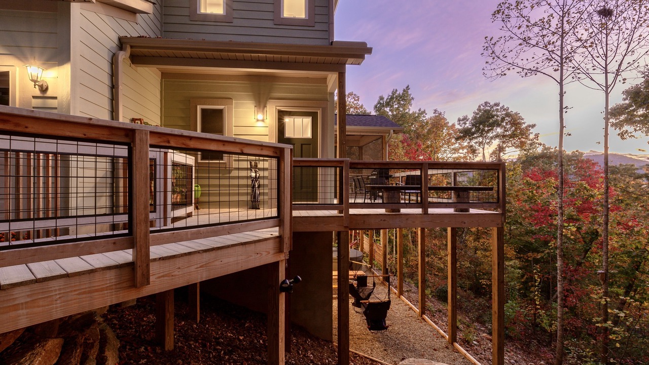 Photo of Patio Balcony in Skyland