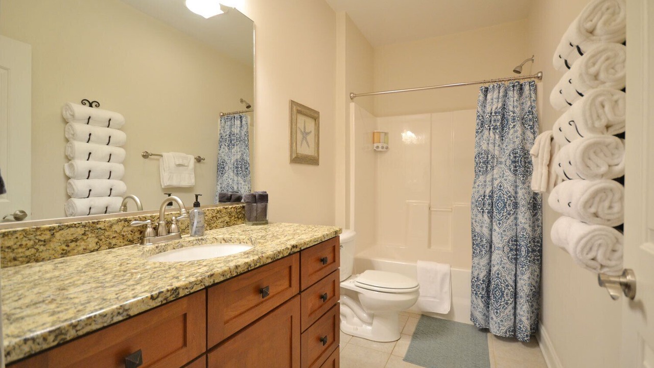 Photo of Bathroom in Arden