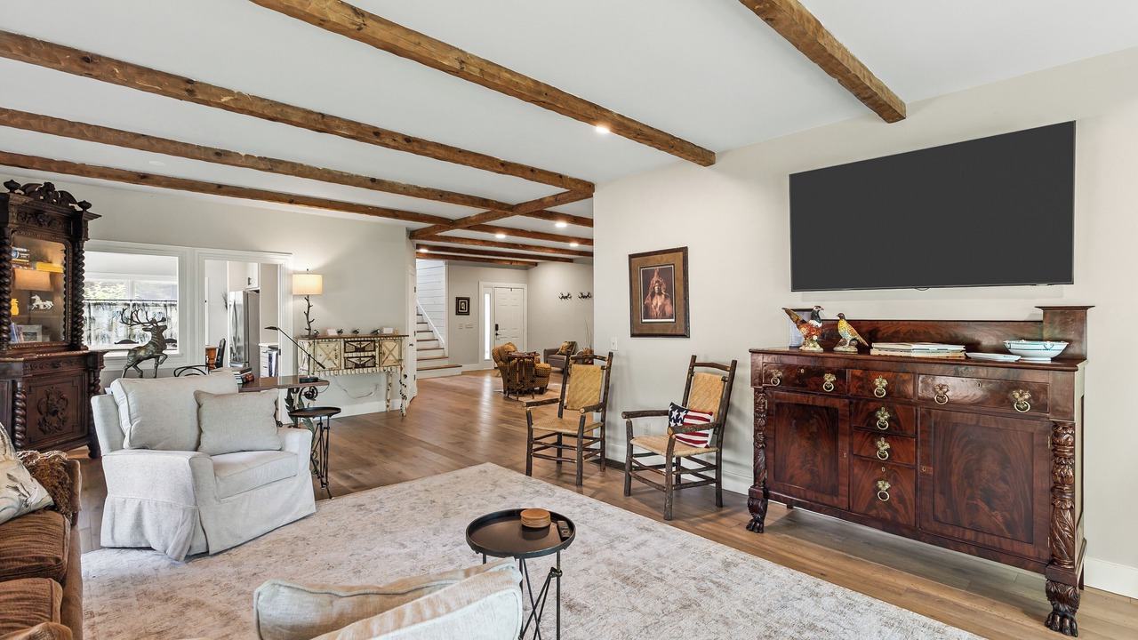 Photo of Livingroom in Cashiers
