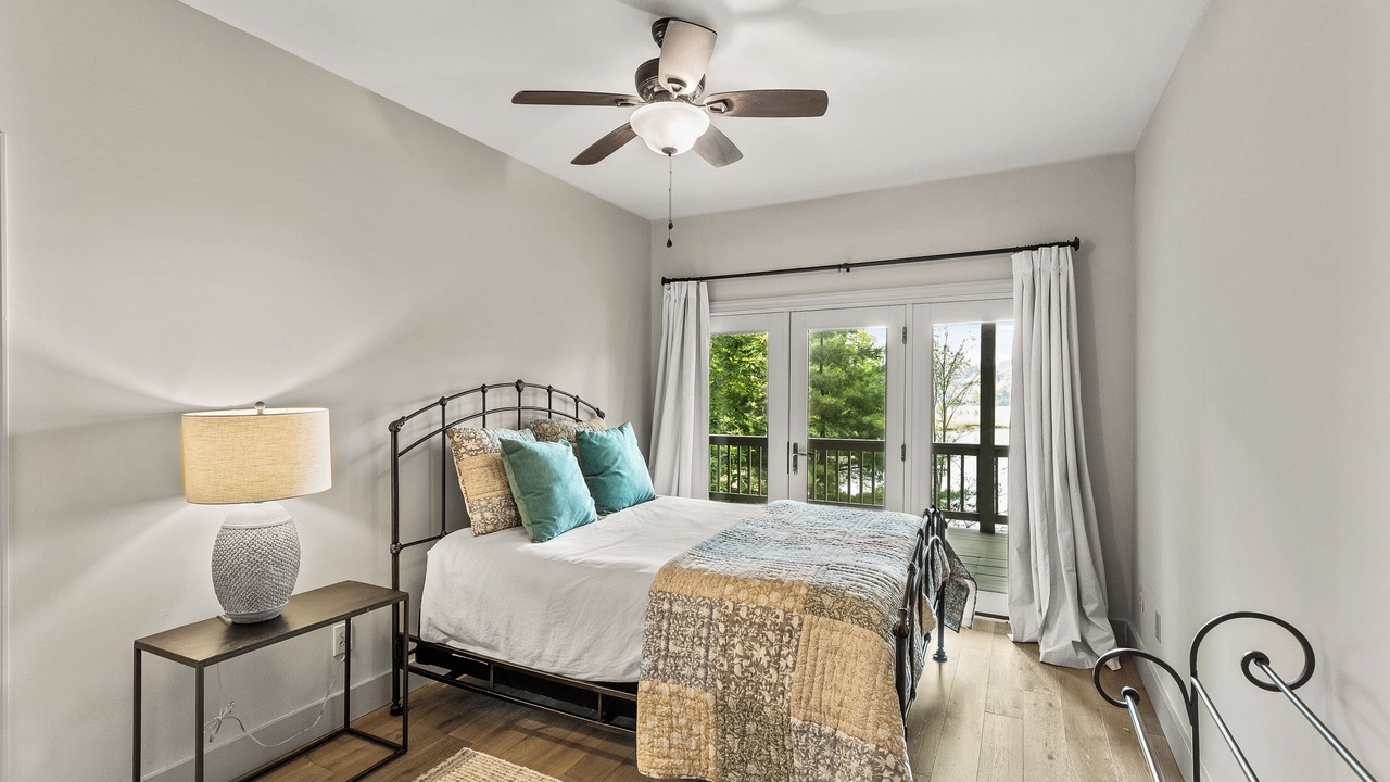 Photo of Bedroom in Cashiers