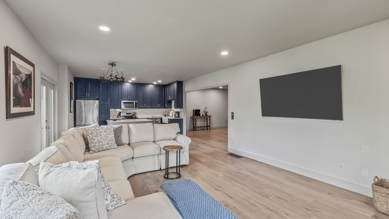 Photo of Livingroom in Cashiers