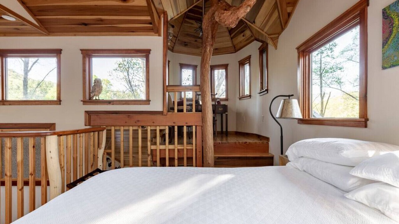 Photo of Bedroom in Weaverville