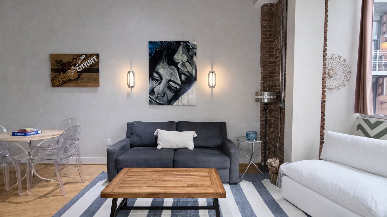 Photo of Bedroom in Downtown Nashville