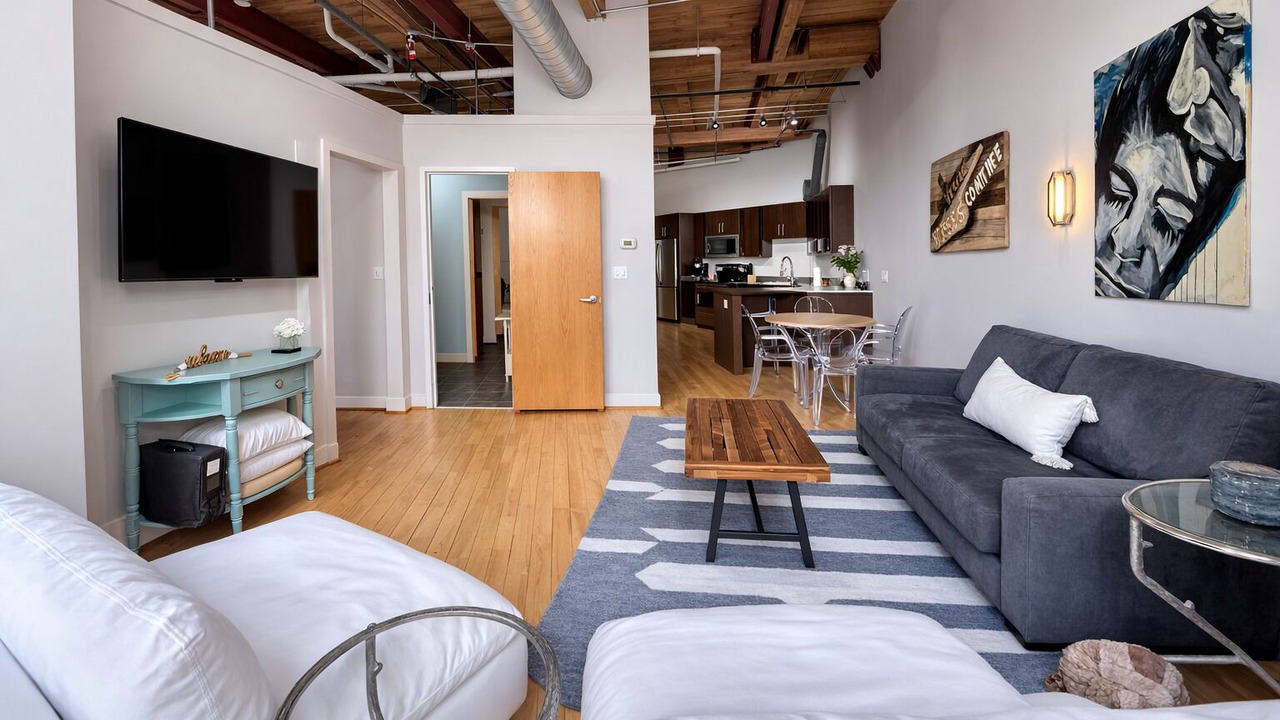 Photo of Livingroom in Downtown Nashville