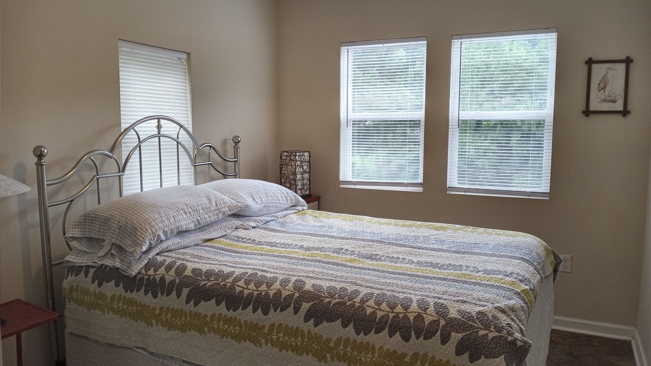 Photo of Bedroom in Cherokee