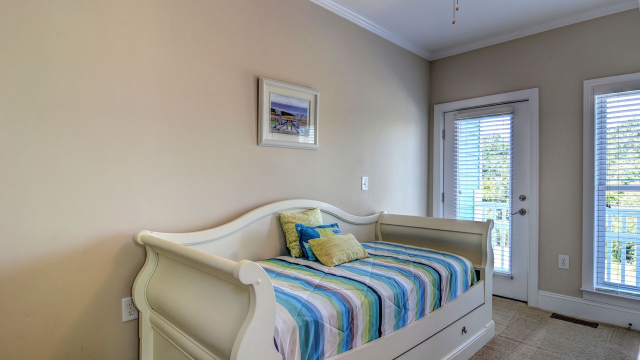 Photo of Bedroom in Wilmington Beach