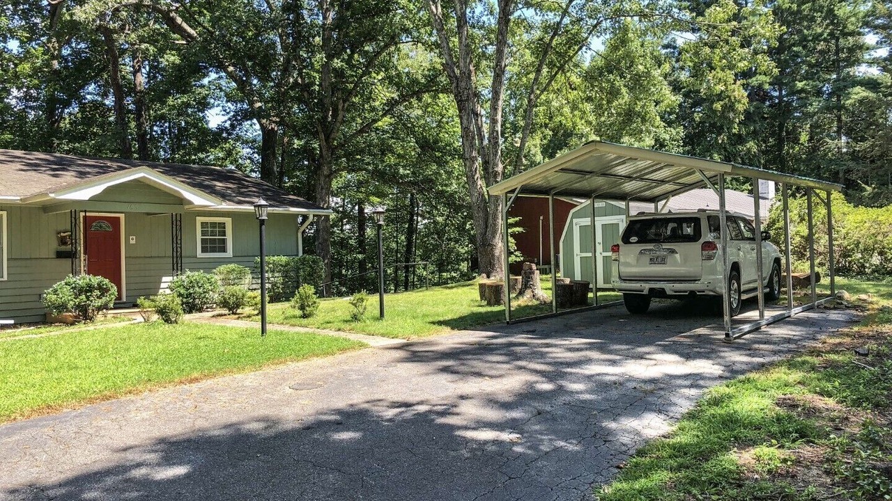 Photo of Outdoor in Lake Lure