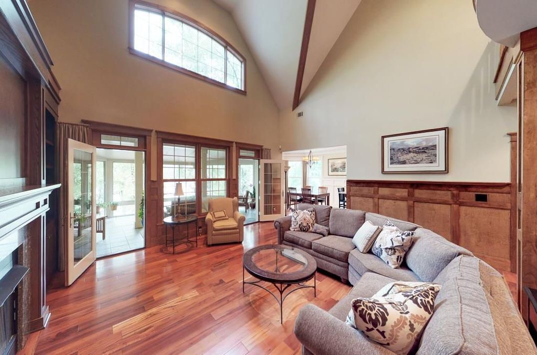 Photo of Livingroom in Clarks Hill