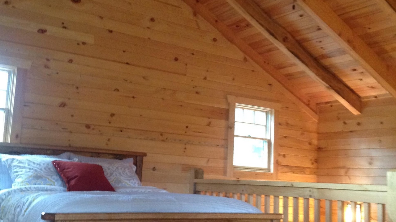 Photo of Bedroom in Hendersonville