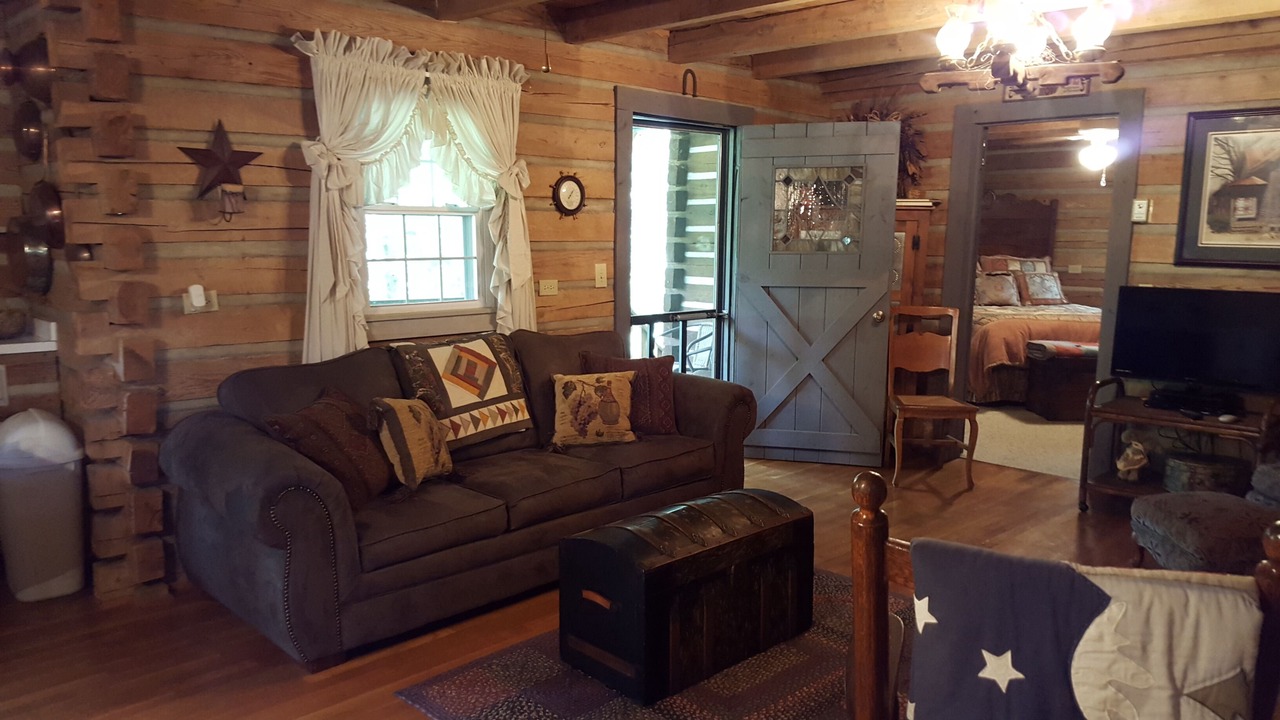 Photo of Livingroom in Elkin