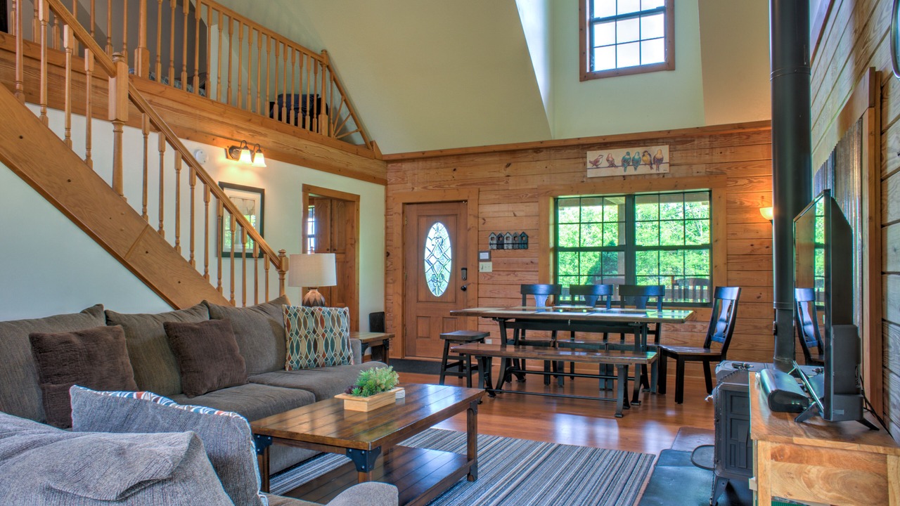 Photo of Livingroom in Canton