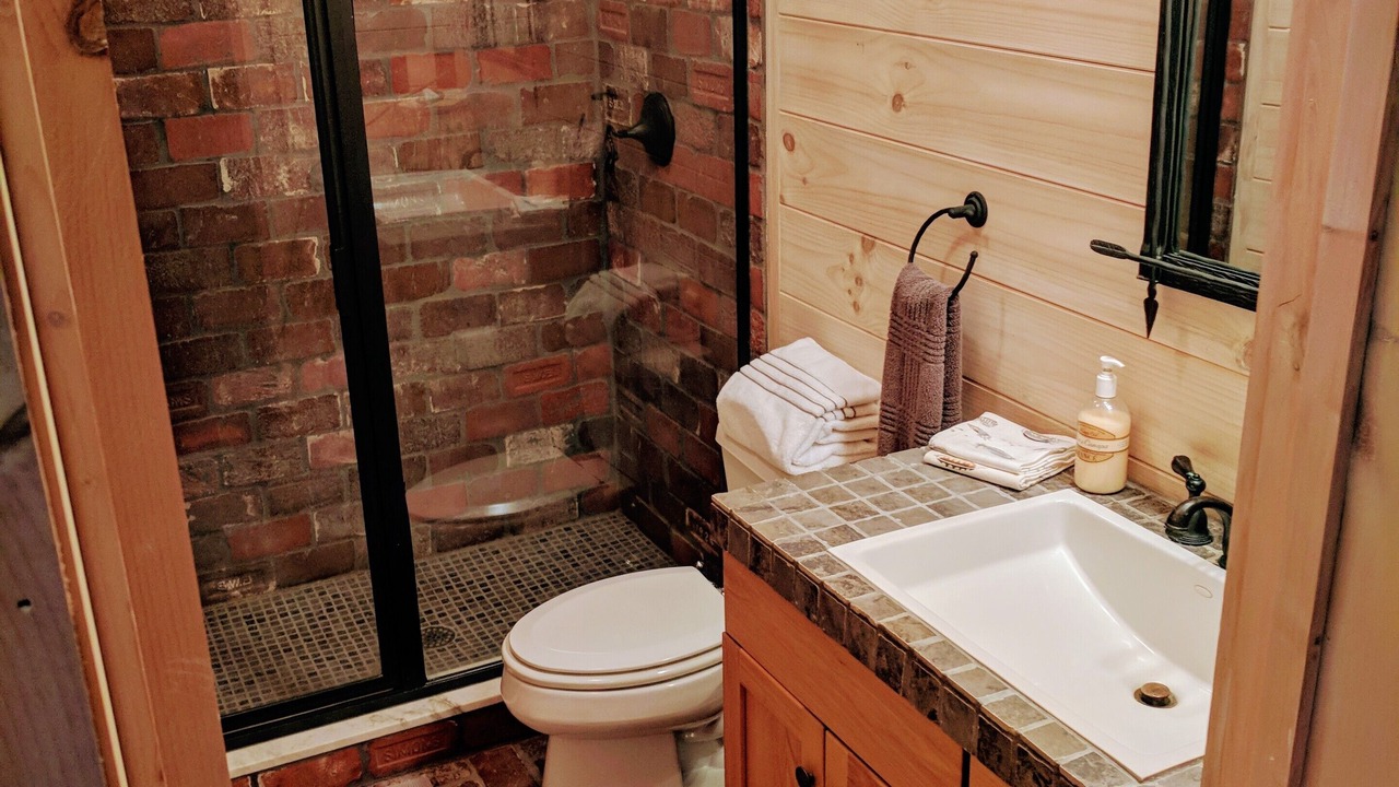 Photo of Bathroom in Highlands