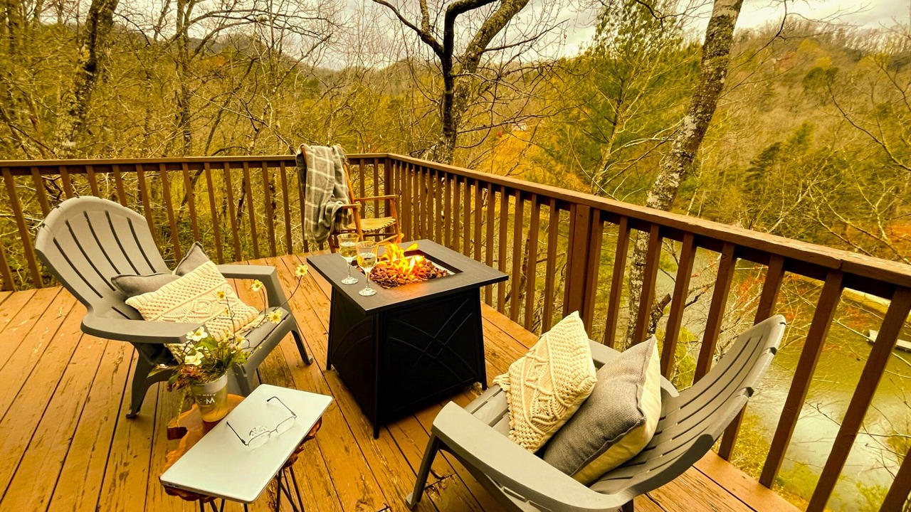 Photo of Outdoor in Almond