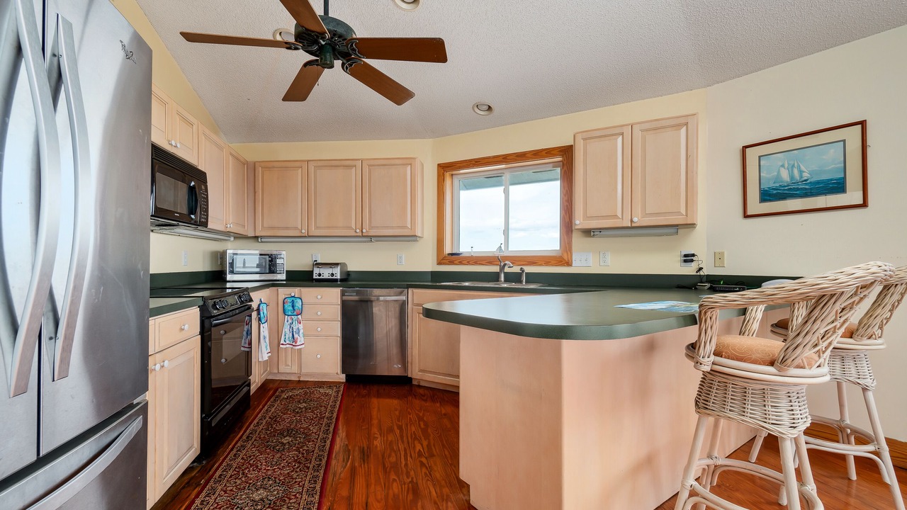Photo of Kitchen in Cedar Island