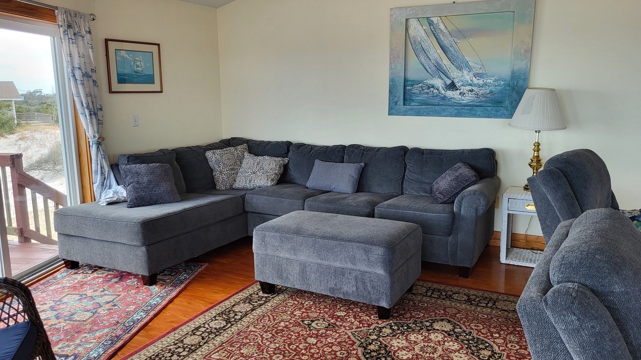 Photo of Livingroom in Cedar Island