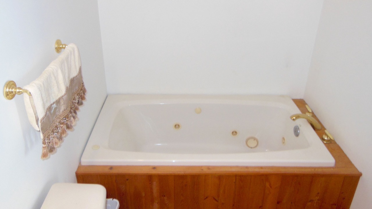 Photo of Bathroom in Cedar Island