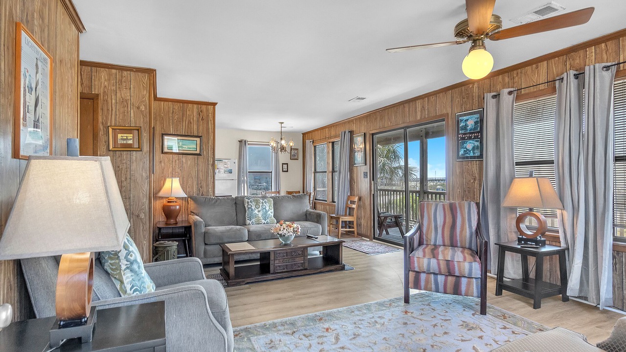 Photo of Bedroom in Long Beach