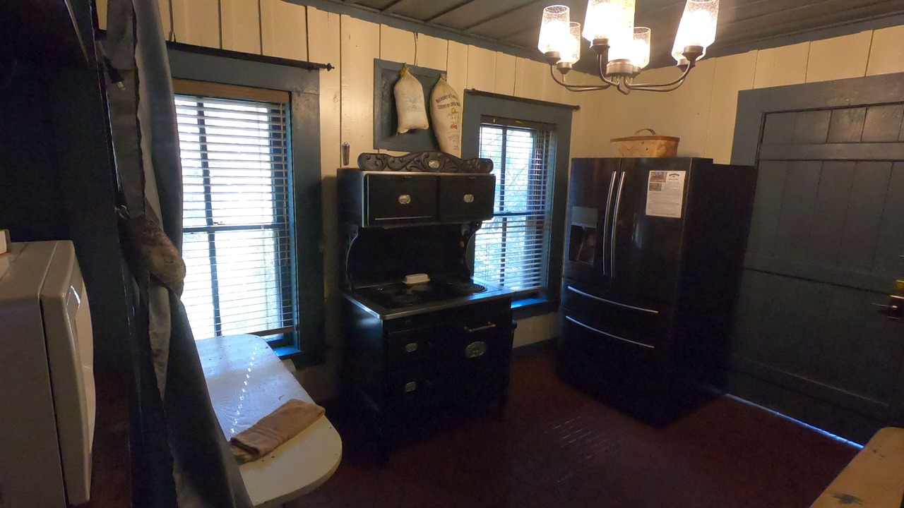 Photo of Kitchen in Rocky Bottom