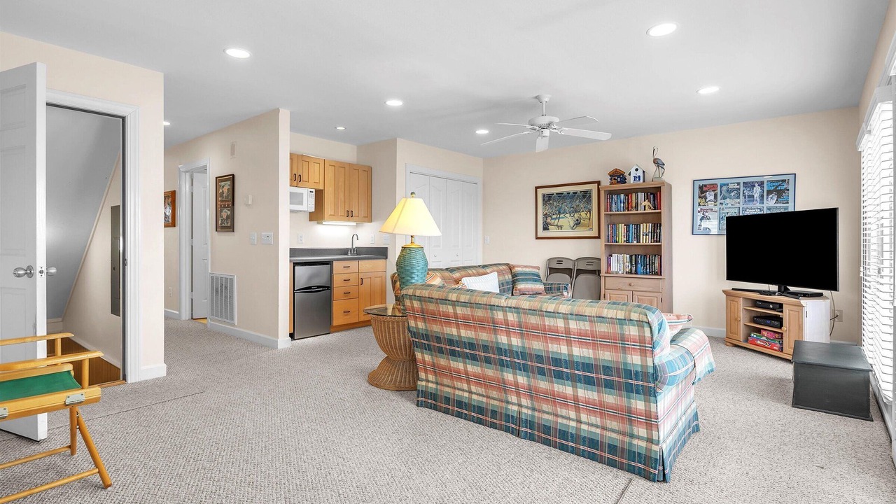Photo of Bedroom in Caswell Beach