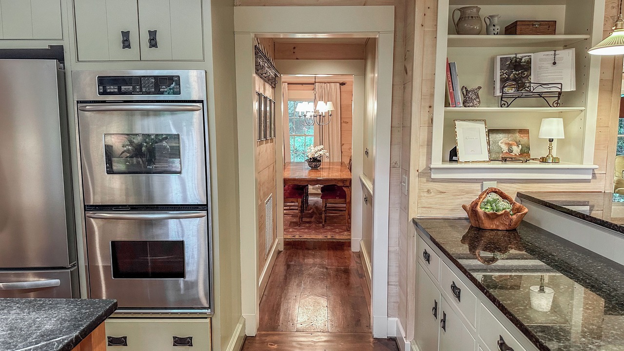 Photo of Bedroom in Highlands Hills