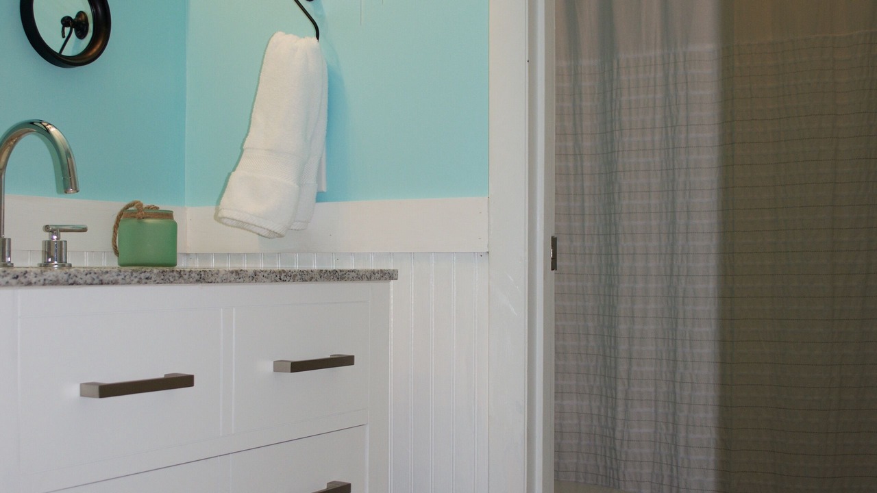 Photo of Bathroom in Surfside Beach
